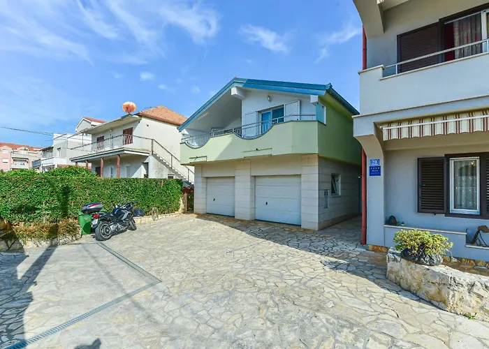 Family-friendly With Swimming Pool - 23646