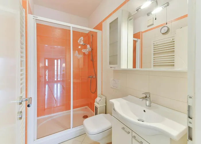 Family-friendly With Swimming Pool - 23646