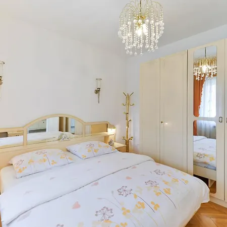 Family-friendly With Swimming Pool - 23646 * Zadar